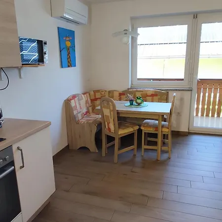 Appartement And Wellness Jelovca