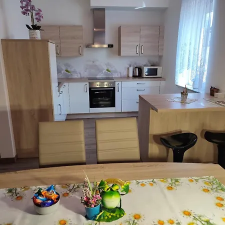 Апартаменты And Wellness Jelovca